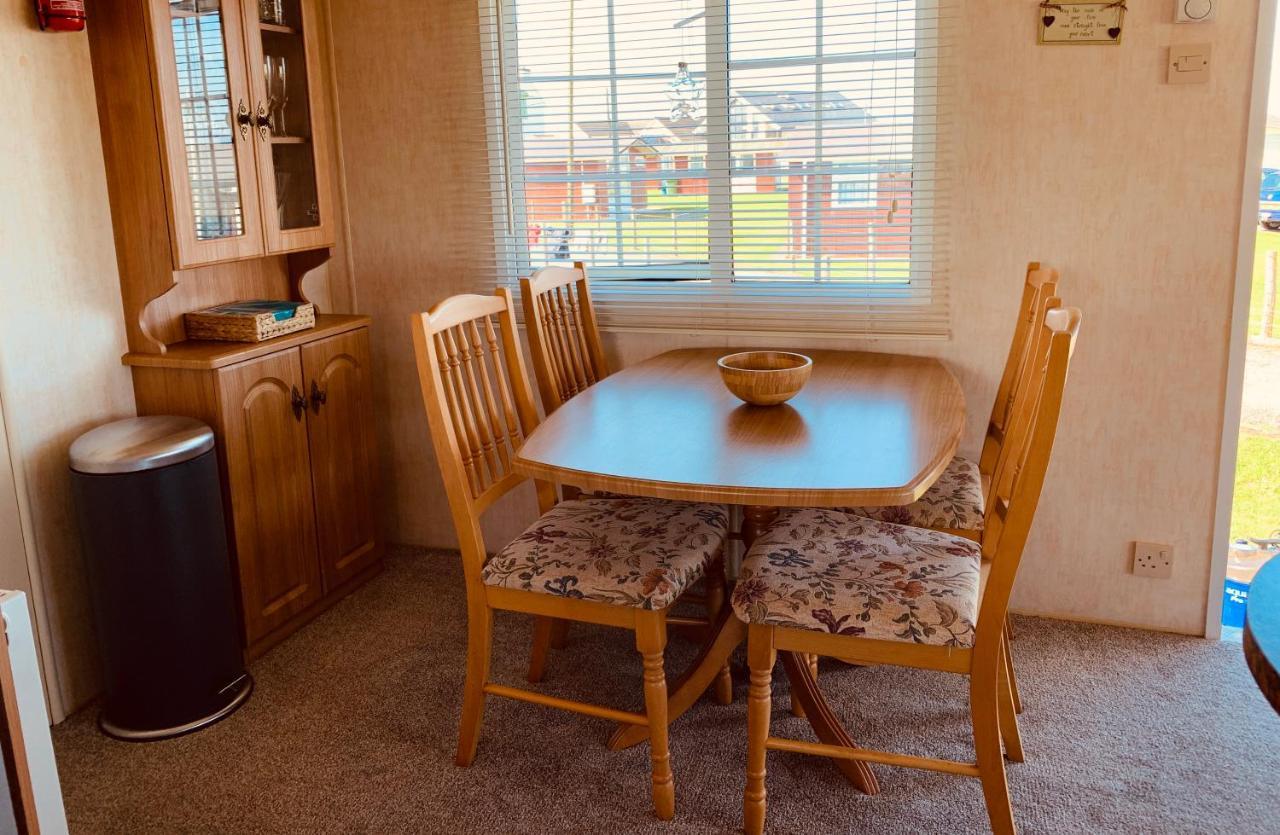 157 Amour Caravan Tywyn Exterior foto